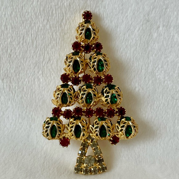 Hobe Jewelry - Vintage Hobo Rhinestone Goldtone Brooch Christmas Tree Pin Green Red Gray